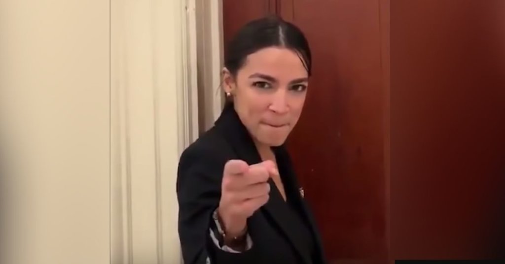 AOC destroys detractor in a single tweet