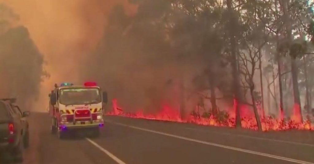 News footage of Australian bushfire
