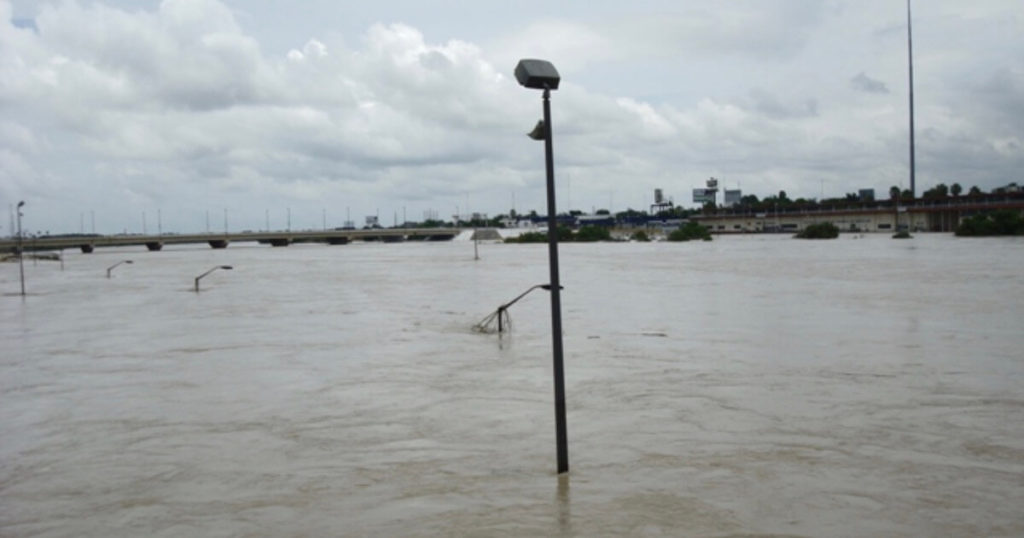 Flooding from climate change threatens Trump’s border wall 1