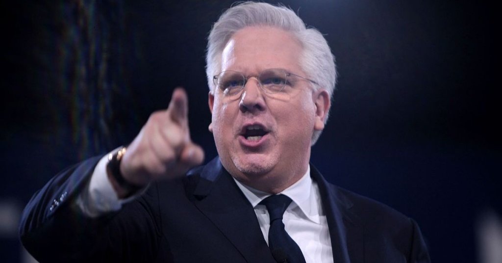 Glenn Beck pointing