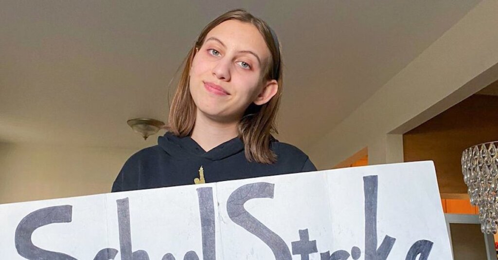 Latina climate activist Alexandria Villaseñor.
