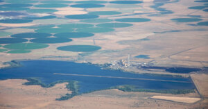 2 signs Big Oil is on the outs: Oregon shuts down coal. Virginia progresses wind.